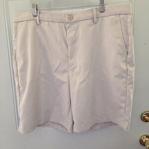 Amazon Essentials Men's Khaki Beige Shorts